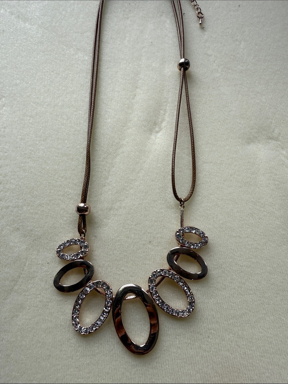 Women’s Brown Crystal Oval Pendant Necklace|14”